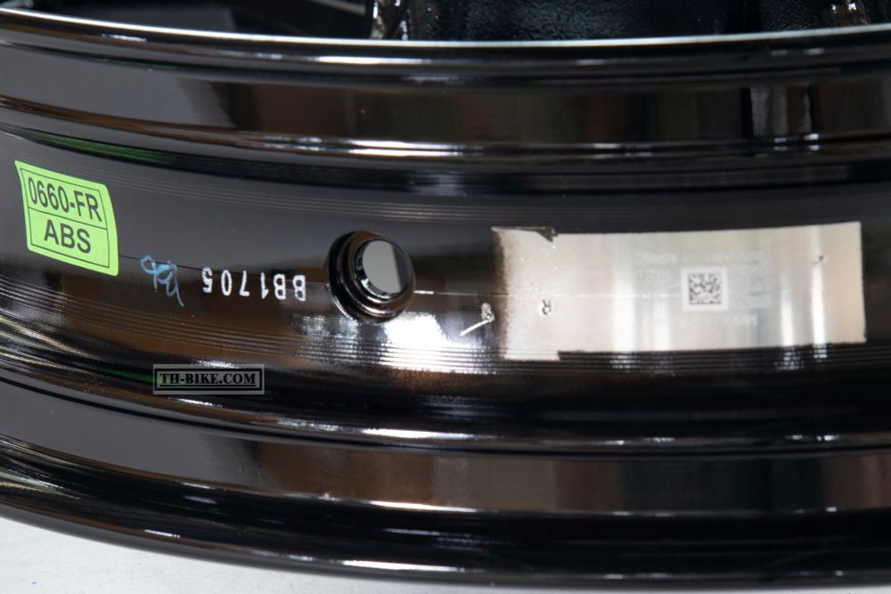 41073-0713-QT. WHEEL-ASSY,FR,G.BLAC. KAWASAKI