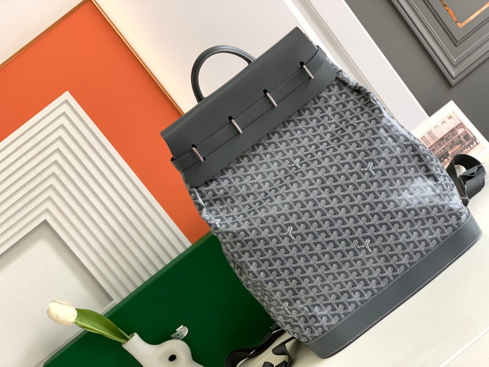 Goyard Steamer PM Bag