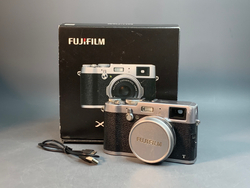 Fujifilm X-100T Экран тухнет через пару секунд