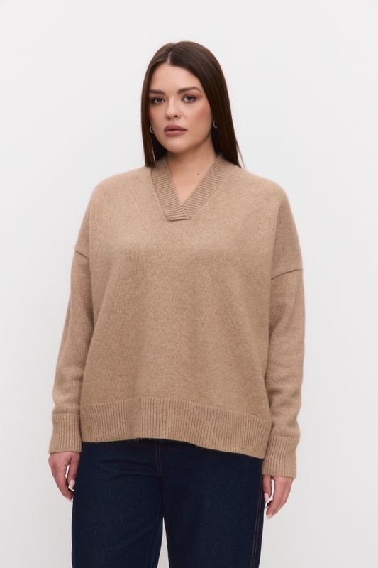 Джемпер вязаный из премиальной шерсти, бежевый