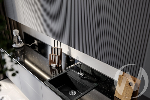 Кухня "Сиэль Инь Ян" монблан софт (корпус дуб кальяри)