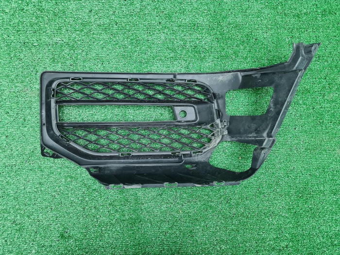 Решетка перед. бампера Mercedes G W463 (18-24) AMG