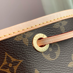 Louis Vuitton Noe BB