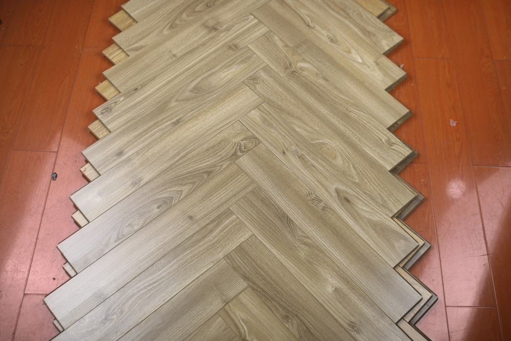 Ламинат ICON Orange 8 мм ОРЕХ ТОНИРОВАННЫЙ 1.92 м2