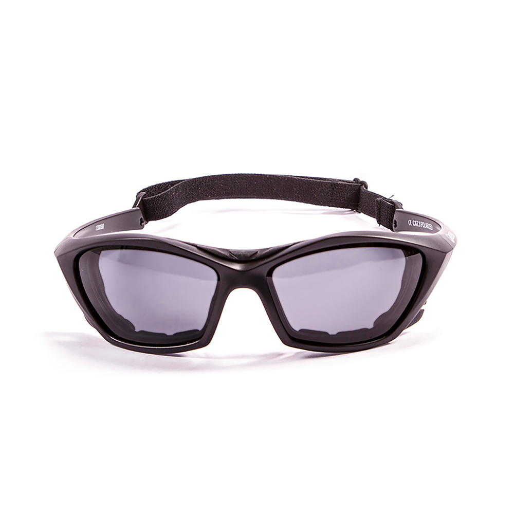 очки для водных видов спорта Lake Garda Черные Матовые Темно-серые линзы. Вид спереди