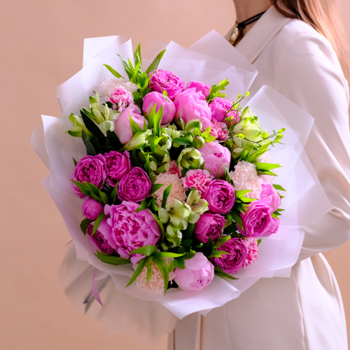 Купить Ароматный букет с пионами и пионовидными розами #5