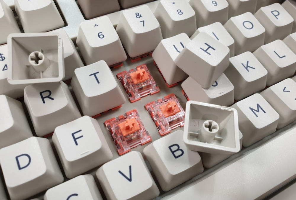 Игровая механическая клавиатура AKKO 3108 V2 CS Radiant Red