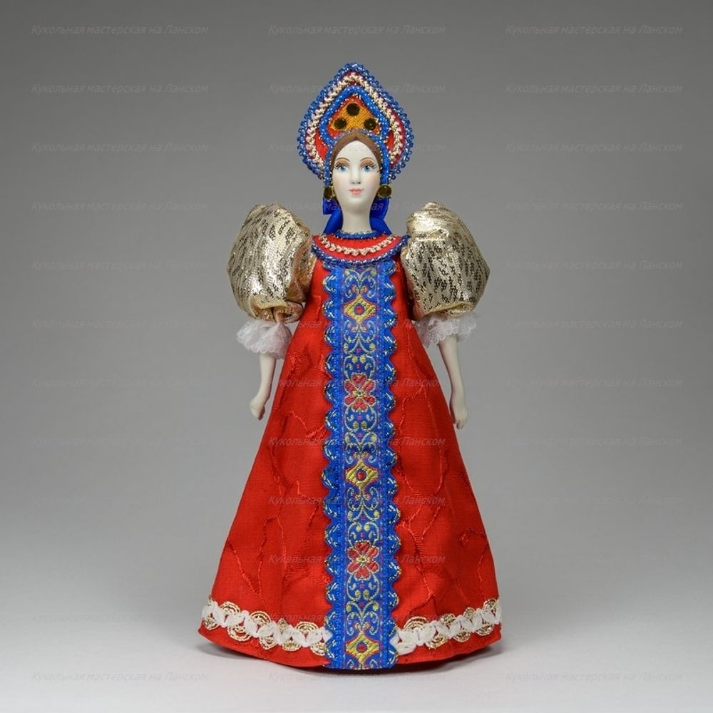 Сувенирная кукла в маленьком кокошнике
