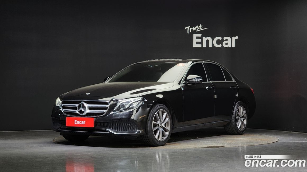 Mercedes-Benz E-Class W213 E300 4MATIC Avangarde (09.2019)