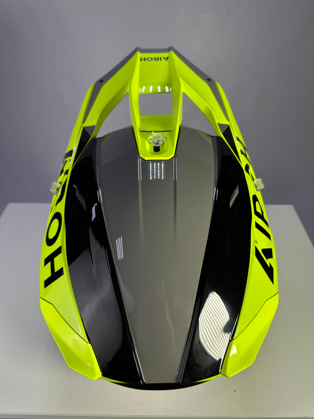 Шлем Airoh TWIST 3 KING Yellow Glossy