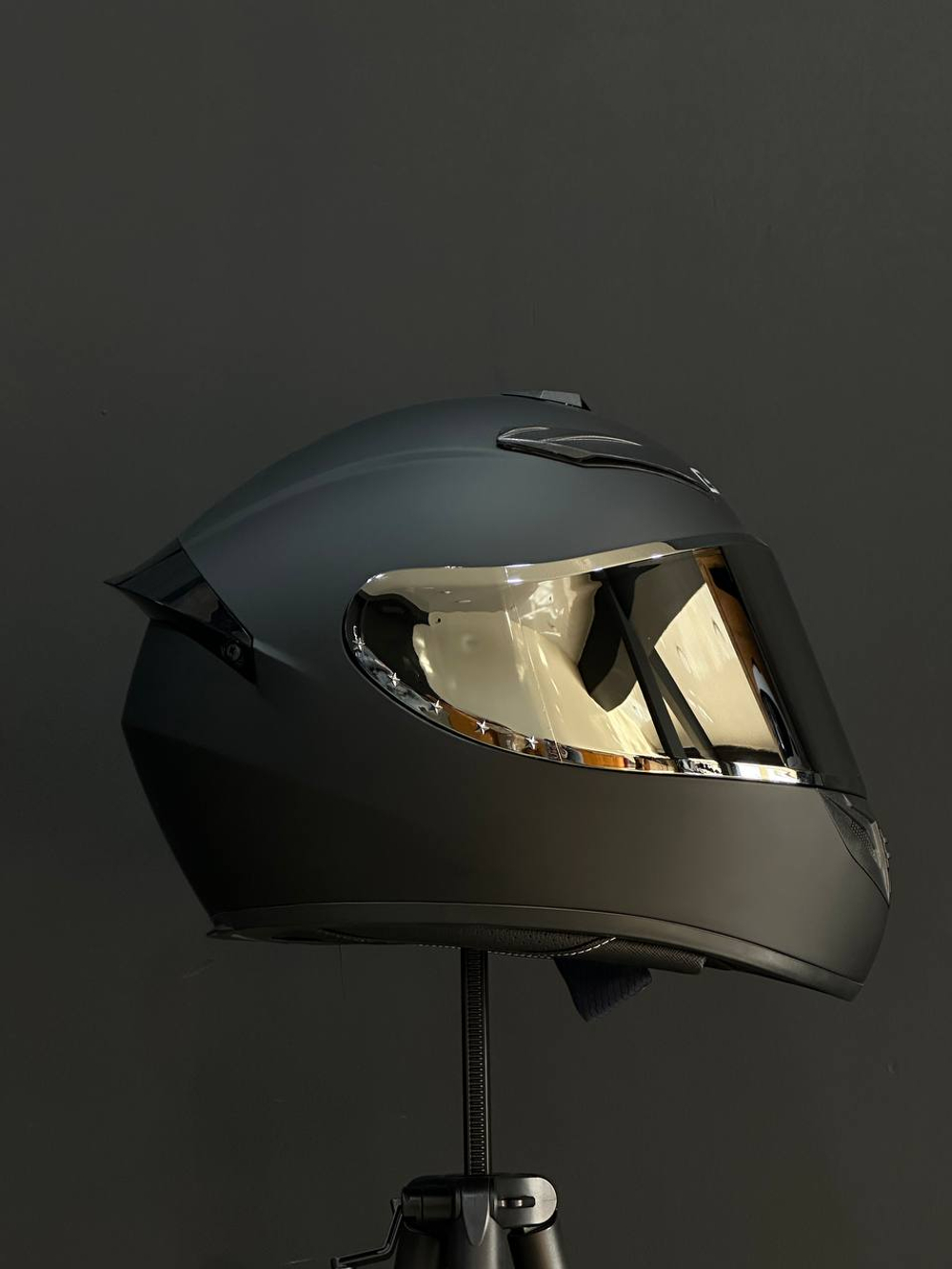 Мотошлем GIKE с зеркальным визором