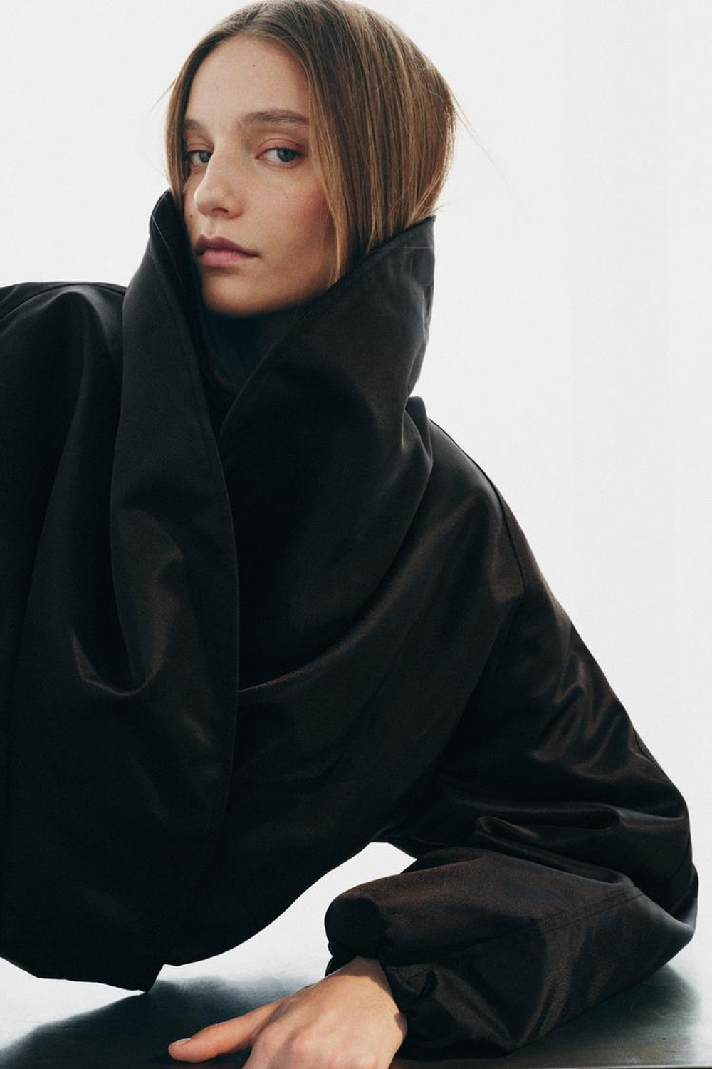 ZARA СТЕГАНАЯ КУРТКА-БОМБЕР — ZW COLLECTION, ЧЕРНЫЙ