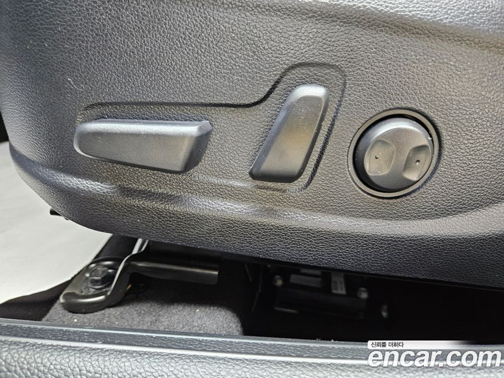 Kia The New Seltos Бензин 1.6 Turbo 4WD (06.2023)
