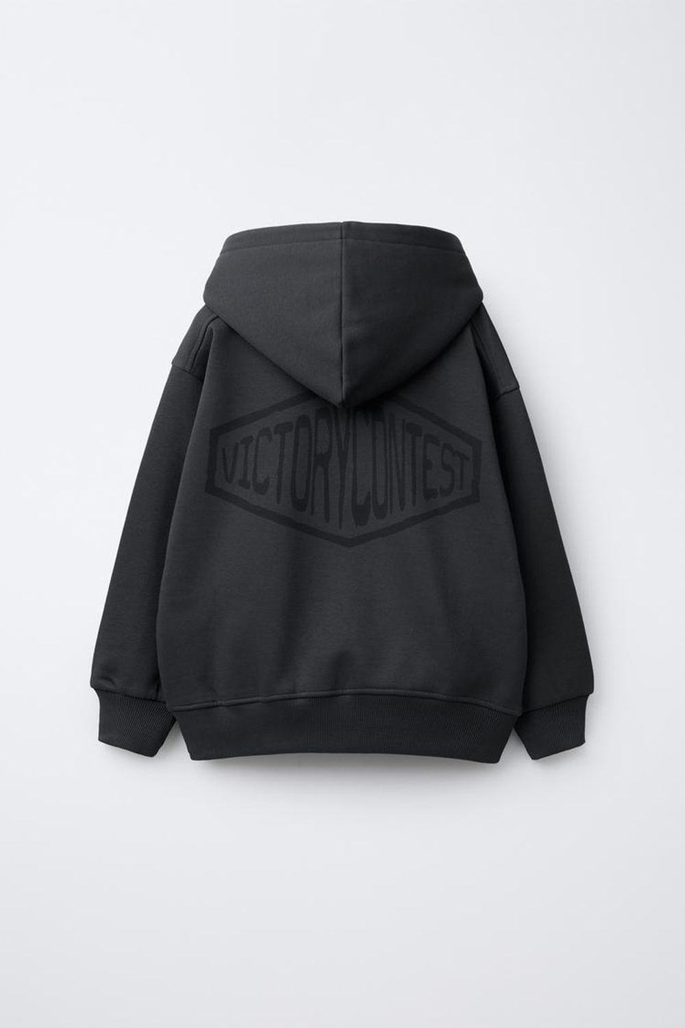 ZARA КОМПЛЕКТ ИЗ ТОЛСТОВКИ И БРЮК-ДЖОГГЕРОВ С НАШИВКОЙ, АНТРАЦИТОВО-СЕРЫЙ