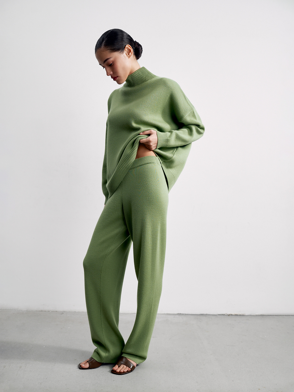 Брюки WEEKEND, зелёный