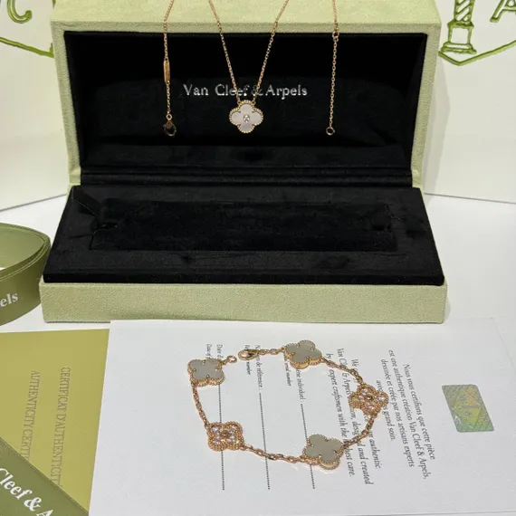 Винтажный браслет Van Cleef &amp; Arpels Alhambra, 5 мотивов