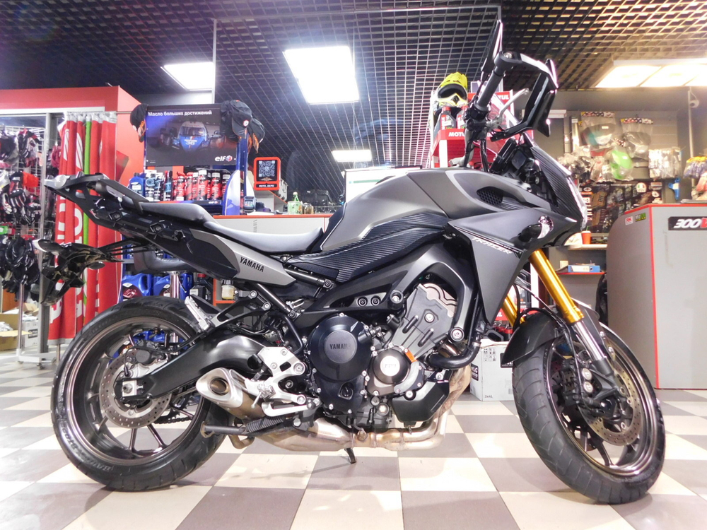 Yamaha MT-09 TRACER RN36J-003038