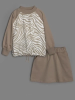 Костюм для девочки с юбкой осенний