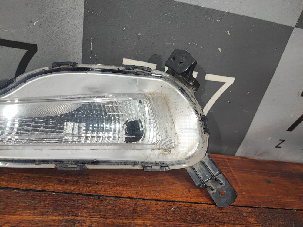 ПТФ передняя левая Hyundai Solaris 2 (HCR) 17-20 Б/У Оригинал 92207H5000