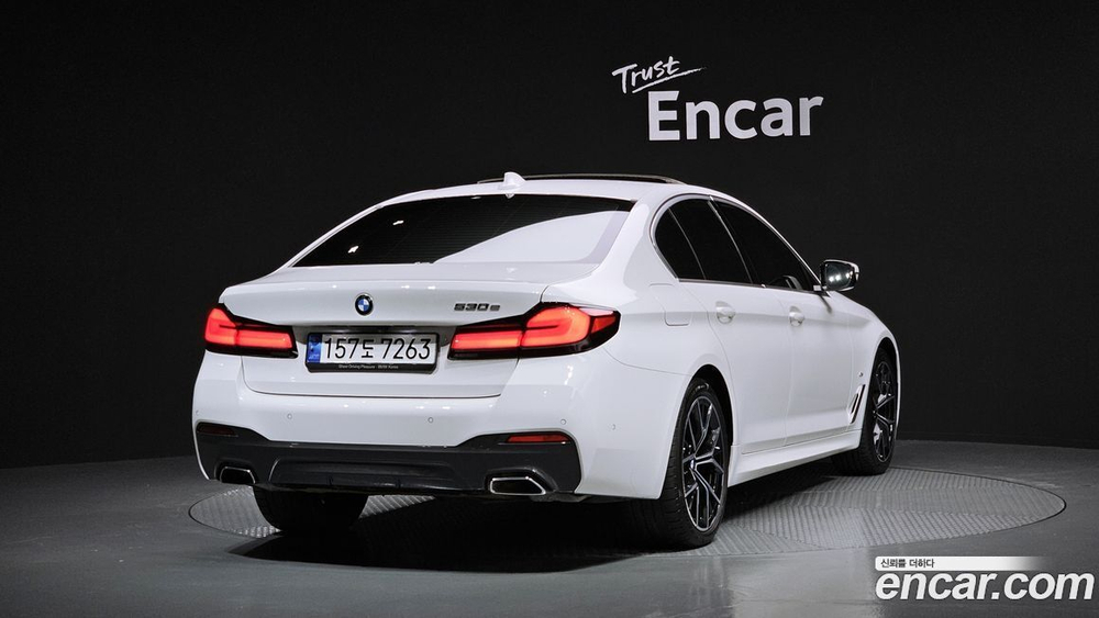 BMW 5 Series (G30) 530e M Sports (06.2021)