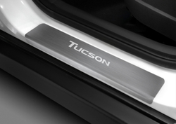 Накладки на пороги Rival для Hyundai Tucson III рестайлинг 2018-2021, нерж. сталь, с надписью, 4 шт., NP.2313.3