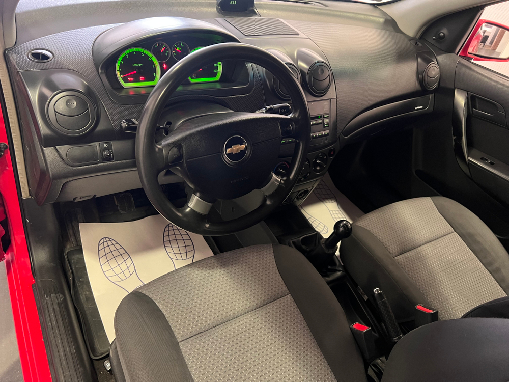 Chevrolet Aveo, 2011 год