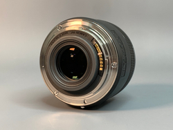 Canon EF-S 35mm f/2.8 Macro IS STM