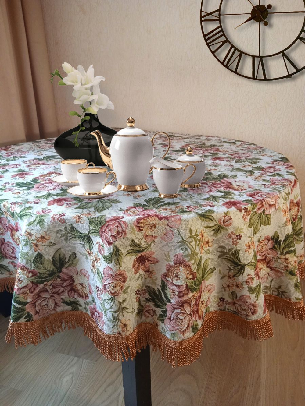 Гобеленовая скатерть Букет пионов D 200 см