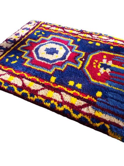 Milli üslubda unikal əl işi xalçası (qarışıq/ göy)