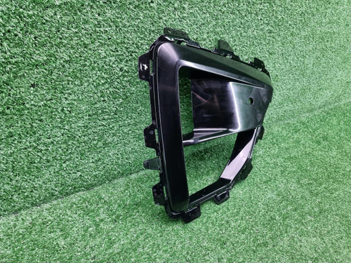 Накладка переднего бампера RH BMW X5M F95 (23-нв)