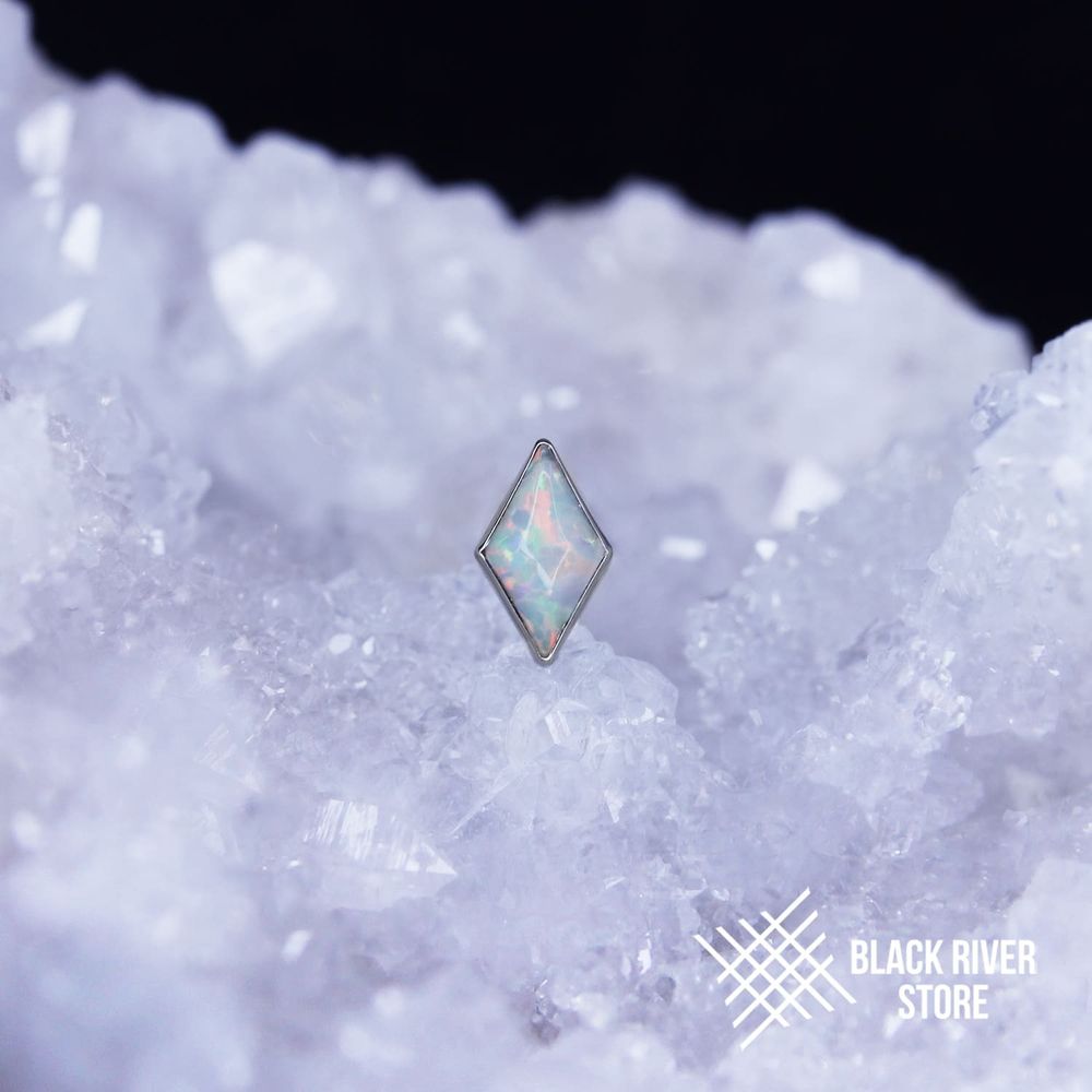 Rhomb HM Opal #17