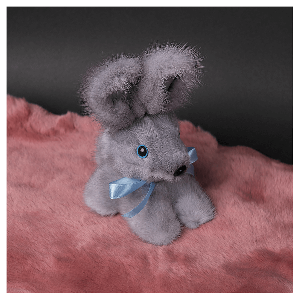 Мягкая игрушка из меха «Зайка Веснуша»