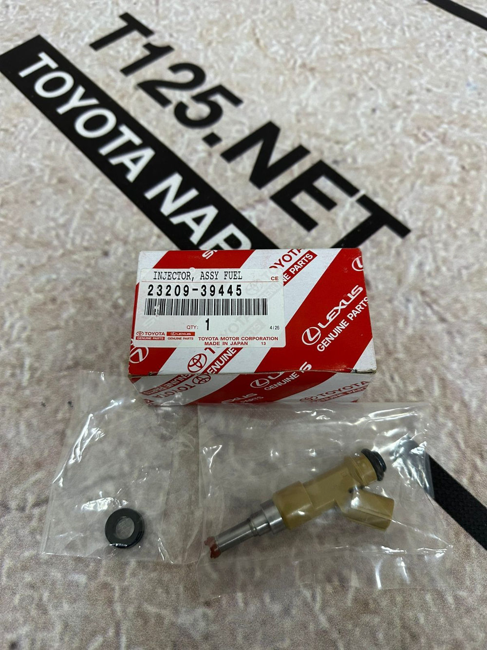 Форсунка Топливная 2320939215 TOYOTA 2320939445
