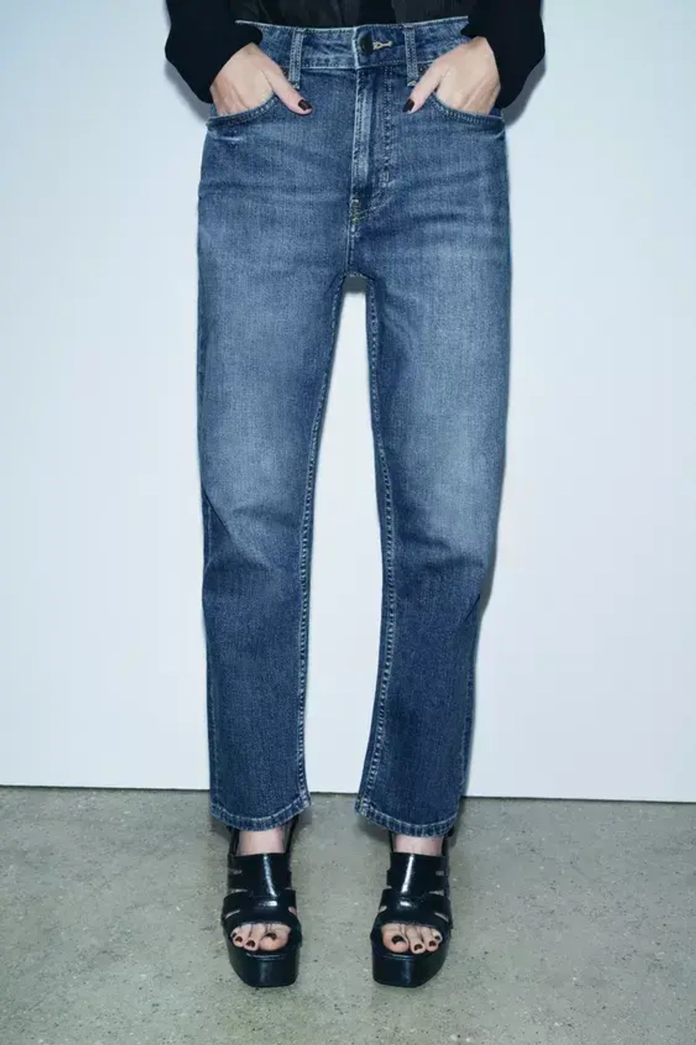 ZARA ДЖИНСЫ СВОБОДНОГО КРОЯ ИЗ КОЛЛЕКЦИИ ZW С СРЕДНЕЙ ПОСАДКОЙ, СИНИЙ