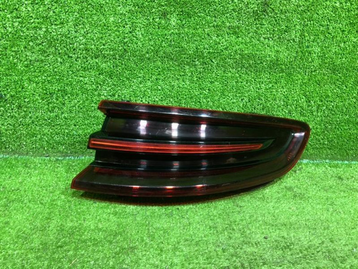 Фонарь правый внешний Porsche Macan (2014-2018)