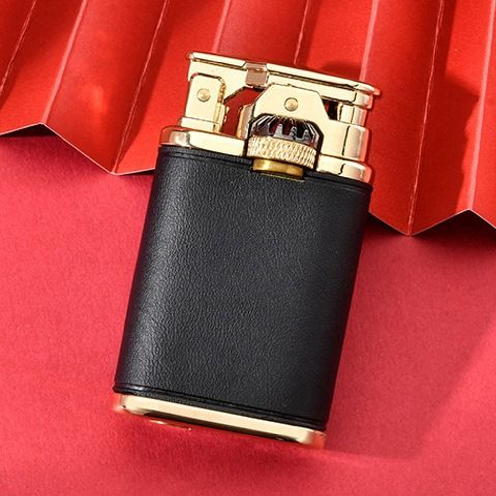 Зажигалка бензиновая кремниевая черная