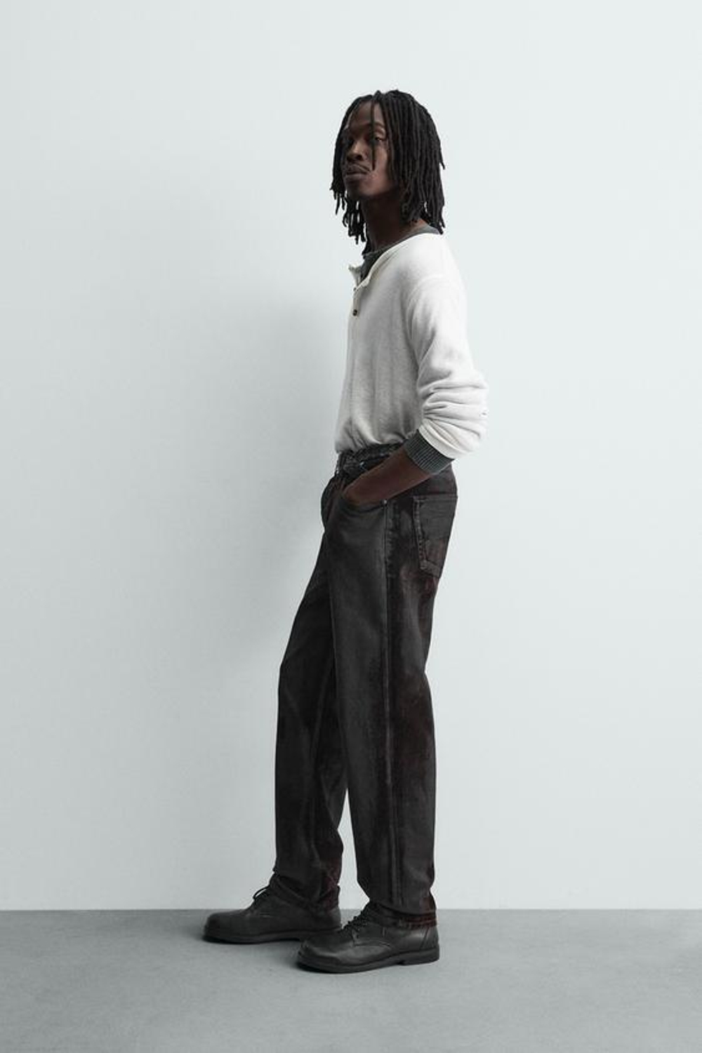 ZARA ДЖИНСЫ STRAIGHT FIT FLOCADOS, КОРИЧНЕВЫЙ