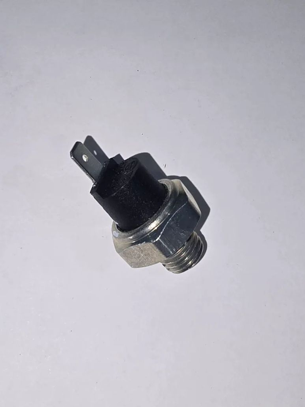 Датчик аварийного давления воздуха (аналог 6032.3829, 2702.3829) (ЭМИ)