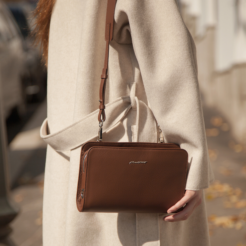 Сумка Emilie из кожи теленка, цвета шоколад