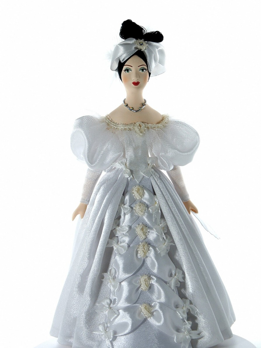 Кукла интерьерная фарфоровая Дама в светском бальном костюме 1-ой пол. 19 века