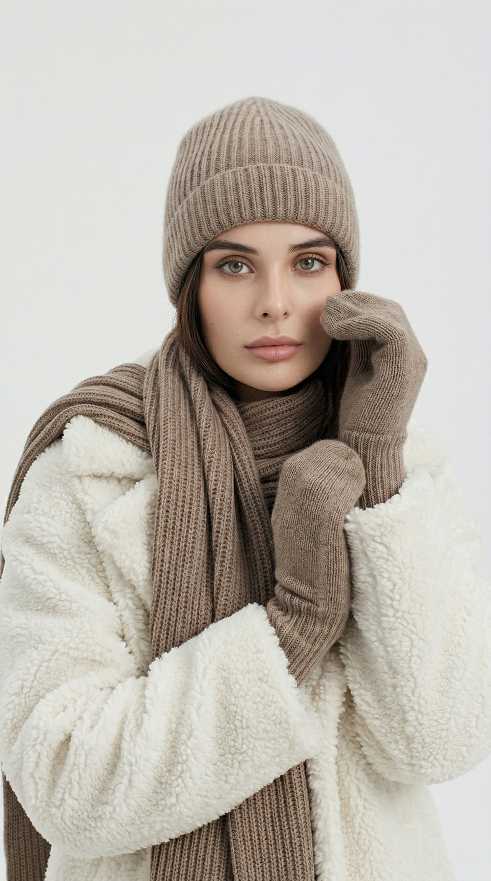 Варежки В805-29 т.бежевый