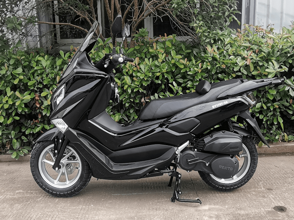 Скутер VENTO MAX 200 (replica Yamaha TMAX)