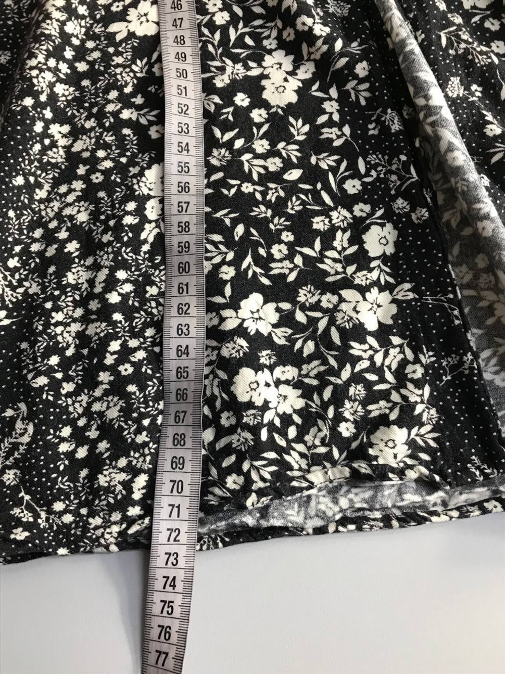 Юбка Stradivarius модная, маркировка 38 eur, визуально 44 размер