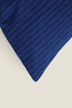 ZARA HOME ЧЕХОЛ НА ПОДУШКУ В ГОРИЗОНТАЛЬНУЮ ПОЛОСКУ, СИНИЙ