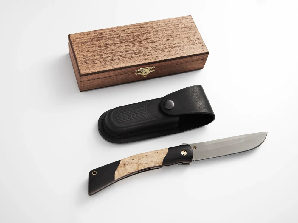 Складной нож "Сойка", сталь Х12МФ, рукоять карельская береза/черный граб