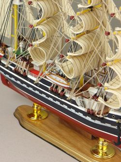 Meteor Lights Модель парусника Крузенштерн 52 см