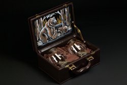 Бокалы для коньяка "Утро в сосновом бору" эконом 2 шт. в подарочном футляре с художественным оформлением