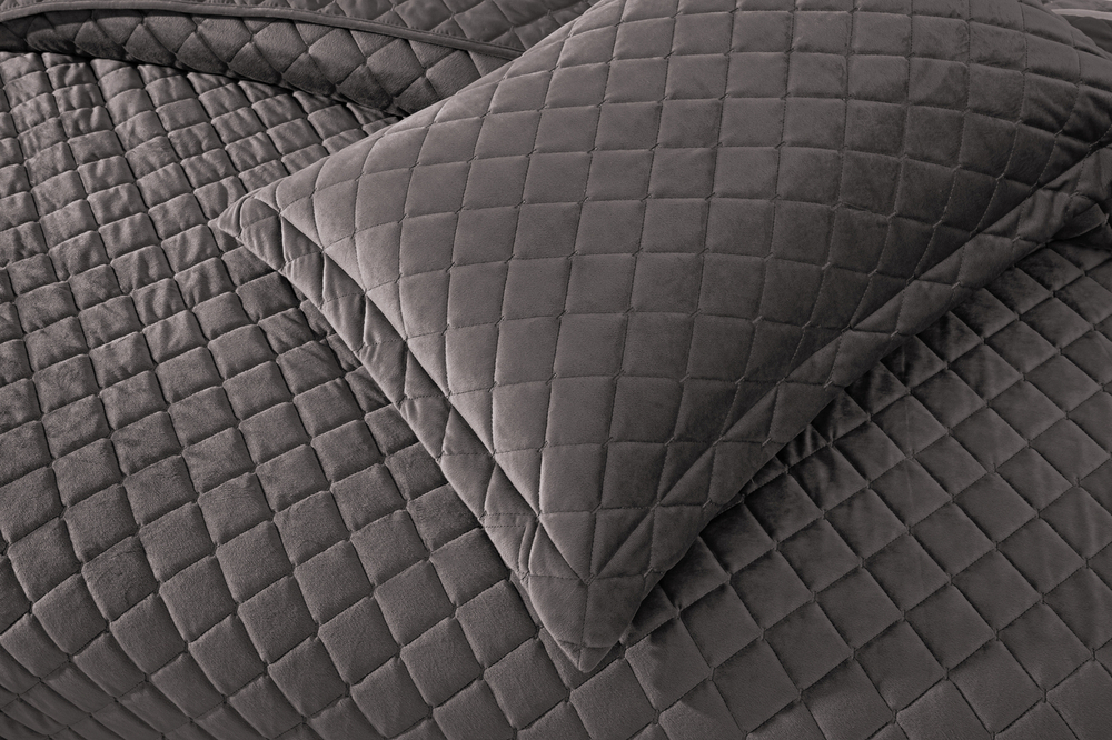 Покрывало 240x260 Sofi De MarkO Натаниэль цвета мокко