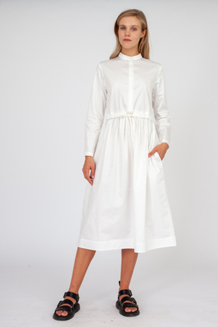 Платье на пуговицах белого цвета из хлопка