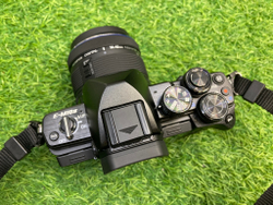 Olympus OM-D E-M10 Mark II kit 14-42mm Новый
